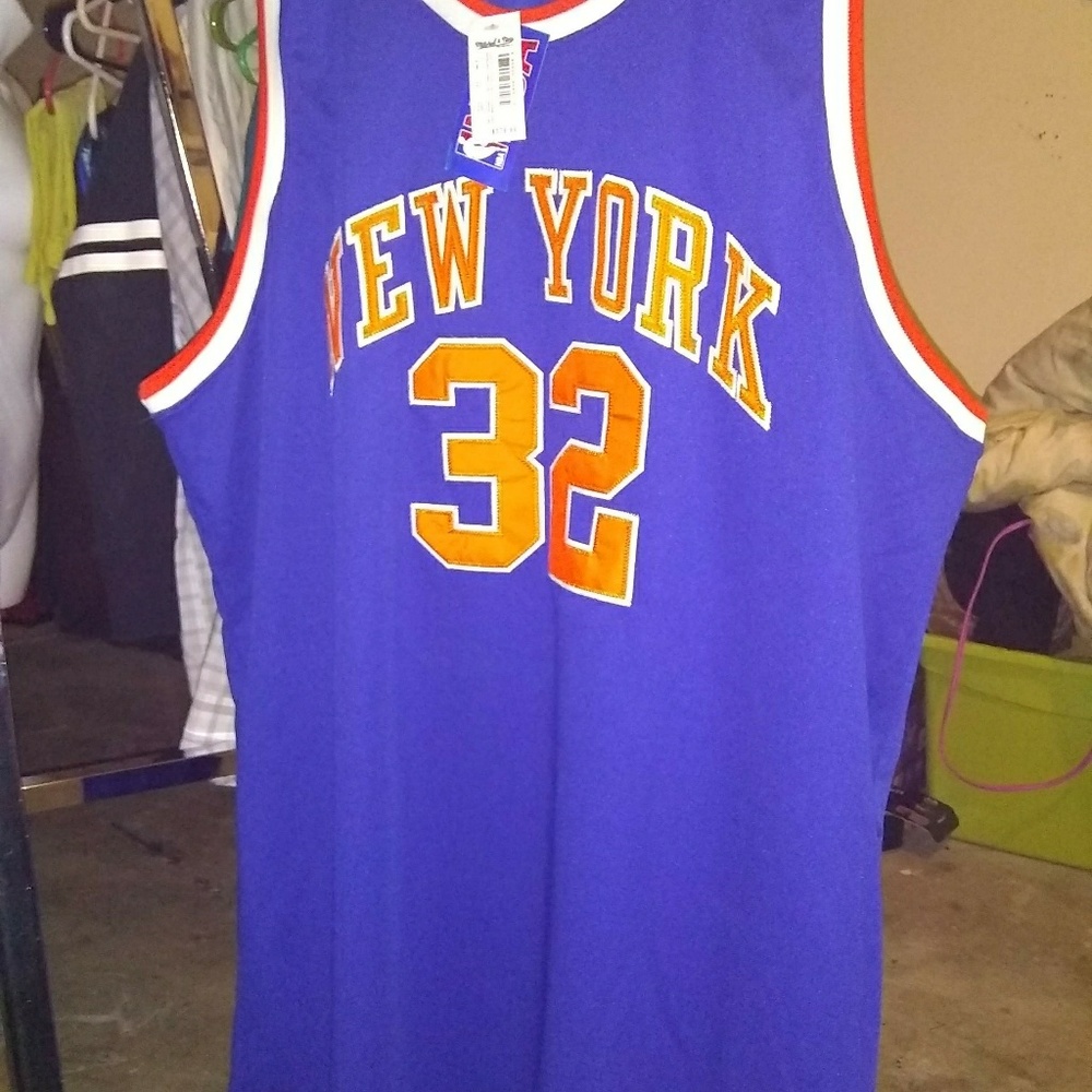 COPY - Mitchell & Ness New York Knicks jersey dress